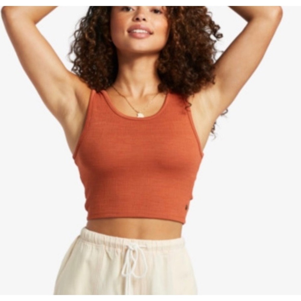 Roxy Ribbed Tank Crop in Rust
